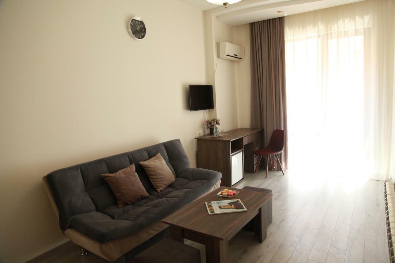 Rio Hotel Tbilisi Eksteriør billede